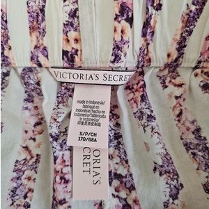 Victoria's Secret Purple and Cream Patterned Garment